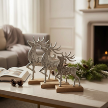 Load image into Gallery viewer, Metal Reindeer Decorations