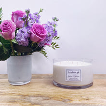 Load image into Gallery viewer, Atelier 38 Luxury Candles. Stunning Jasmine & Gardenia Extra Large Soy Wax Candle. 5 wicks, 1.3kg, clear glass bowl, Luxury gift packaging