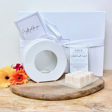 Load image into Gallery viewer, White Polo Wax Melt Burner Gift Box