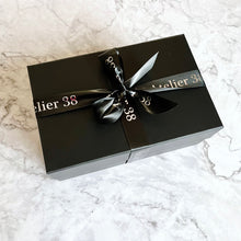 Load image into Gallery viewer, 2 Candle Gift Box
