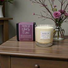 Load image into Gallery viewer, Black Fig &amp; Vetiver, Signature Grande
