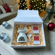Load image into Gallery viewer, Christmas Star &amp; Snowflake Wax Melt Burner Gift Box
