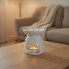 Load and play video in Gallery viewer, Snowflake &amp; Star Wax Melt Burner
