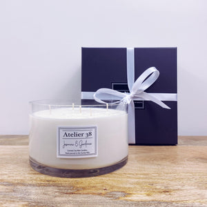 Atelier 38 Luxury Candles. Stunning Jasmine & Gardenia Extra Large Soy Wax Candle. 5 wicks, 1.3kg, clear glass bowl, Luxury gift packaging